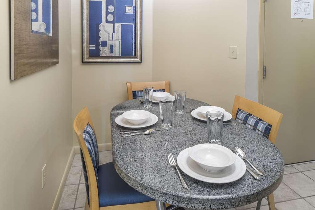 ホテル Hilton Vacation Club Daytona Beach Regency 部屋 写真